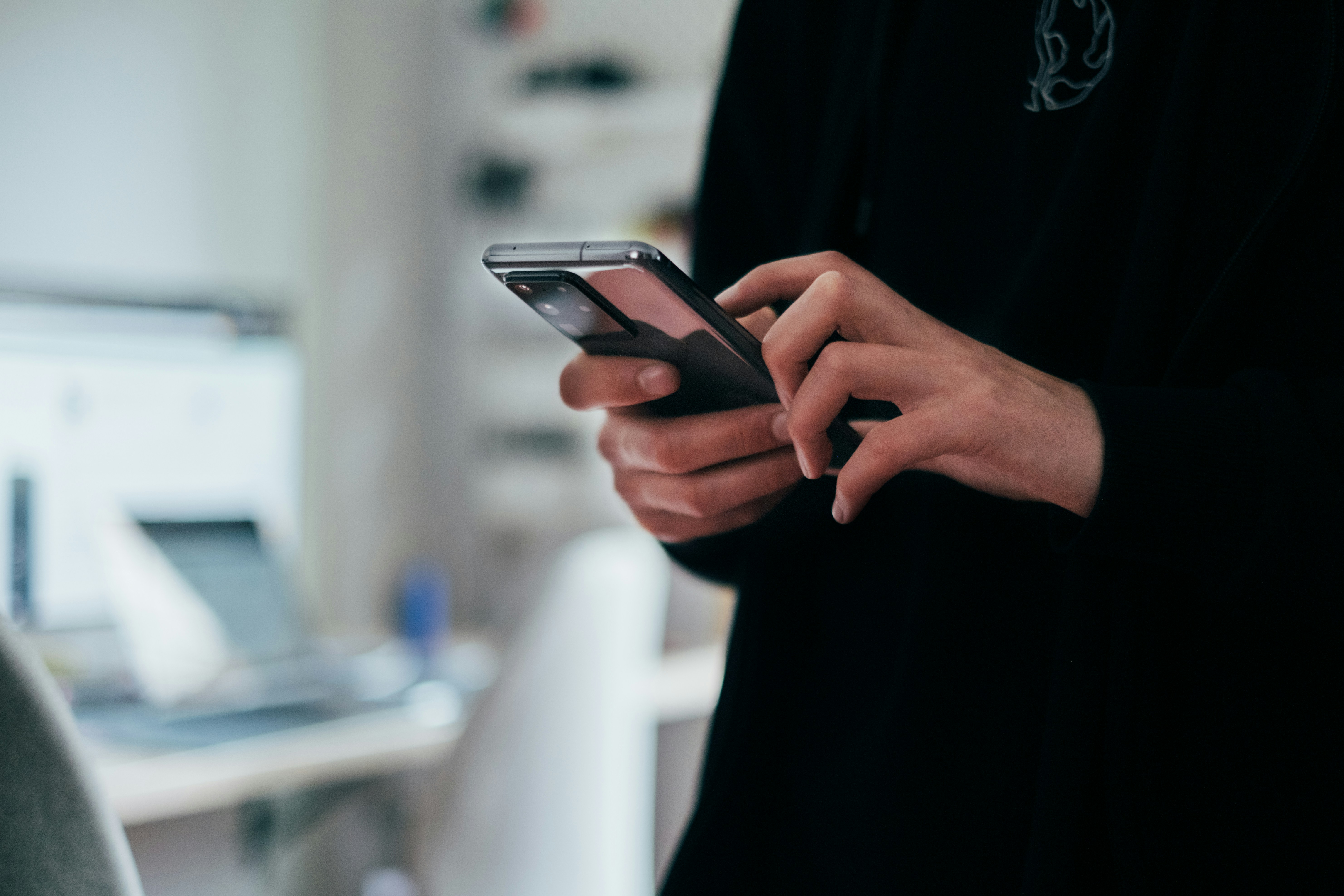 When Do You Need Mobile Remote Support: Situations and Reasons